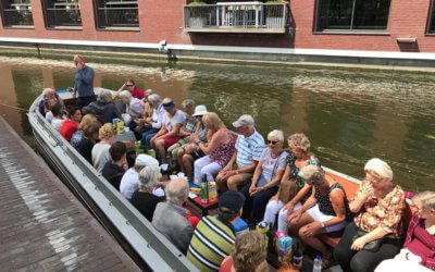 Boottocht Den Haag en barbeque Flevoland